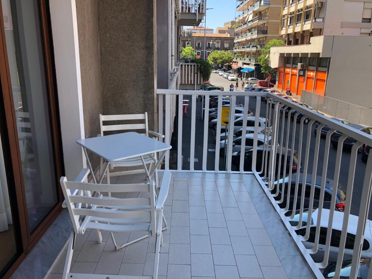 Home 22 Appartamento In Centro Storico - Catania Catânia Exterior foto